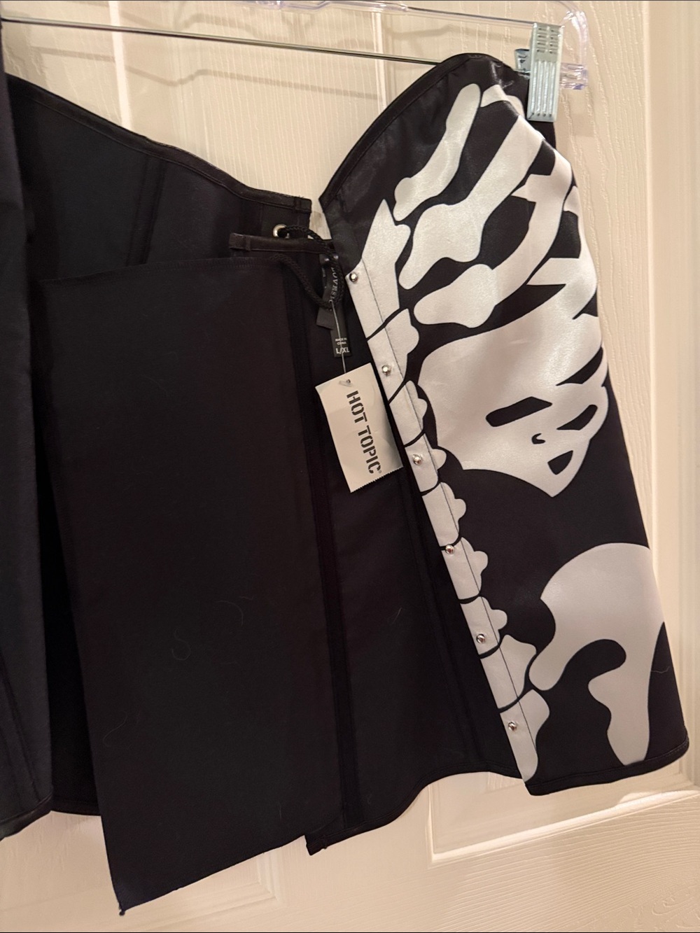 Hot Topic Lovesick Black and White Skeleton Corset Top - Picture 5 of 10